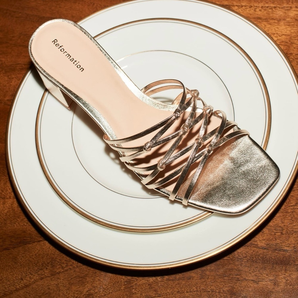 Reformation brand new Eva Knotted gold heeled sandals. Perfect for summer!